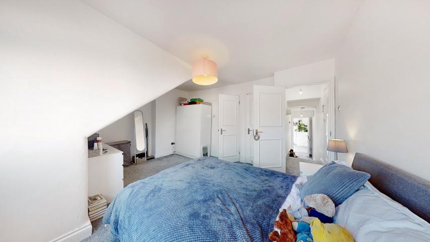 Modern Apartment Broadhurst Gardens, West Hampstead